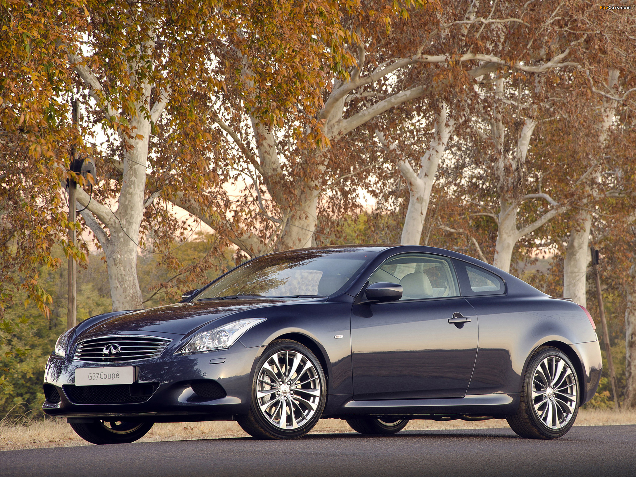 Photos of Infiniti G37S Coupe ZA-spec (CV36) 2012–13 (2048 x 1536)