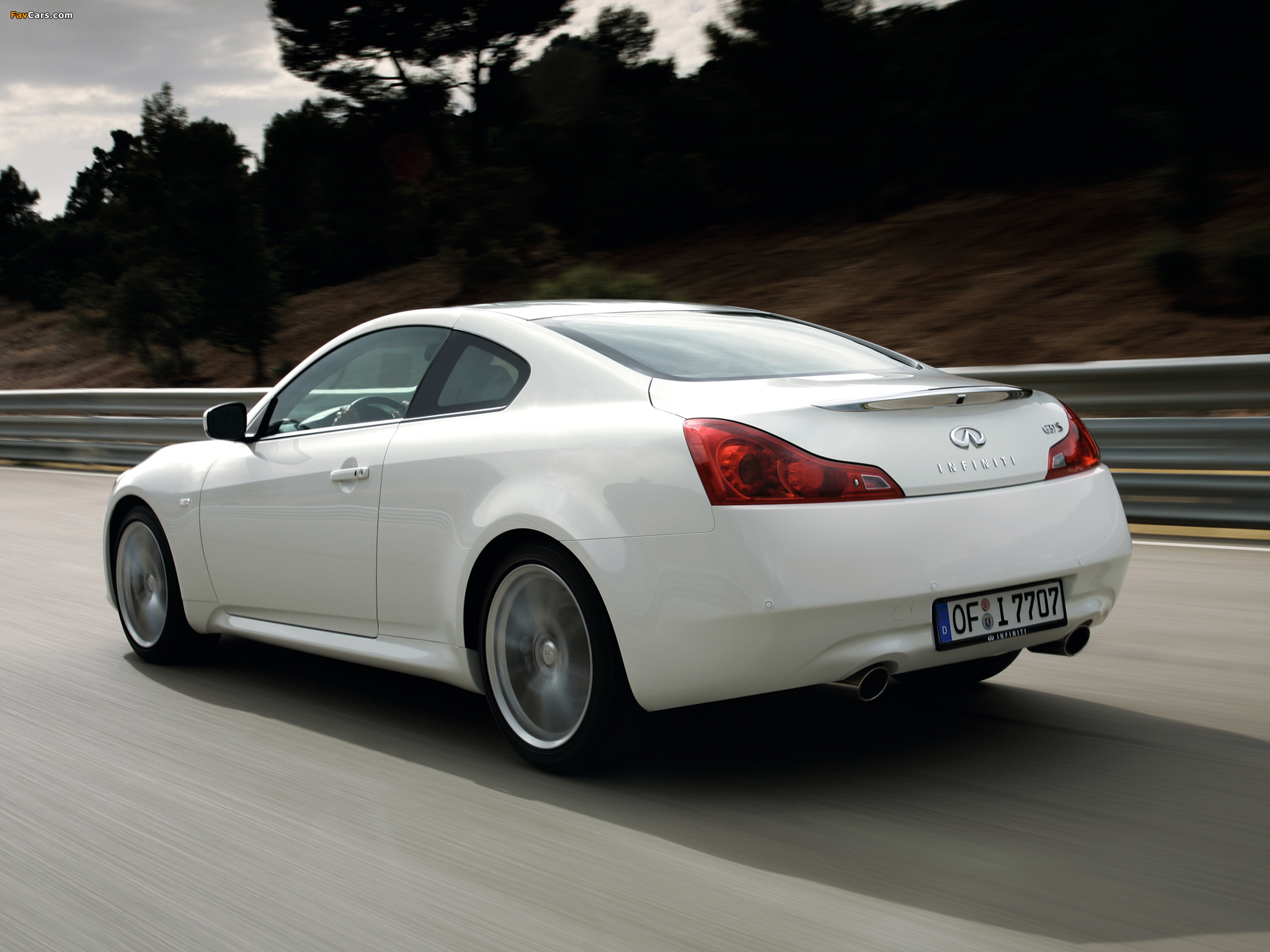 Pictures of Infiniti G37S Coupe EU-spec (CV36) 2008–10 (2048 x 1536)