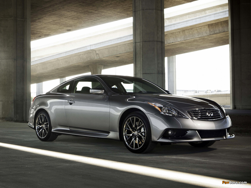 Pictures of Infiniti IPL G37 Coupe (CV36) 2010–13 (1024 x 768)