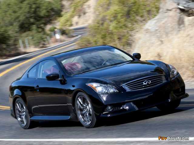 Pictures of Infiniti IPL G37 Coupe (CV36) 2010–13 (640 x 480)