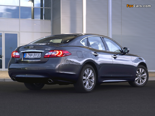 Infiniti M30d (Y51) 2010–13 images (640 x 480)