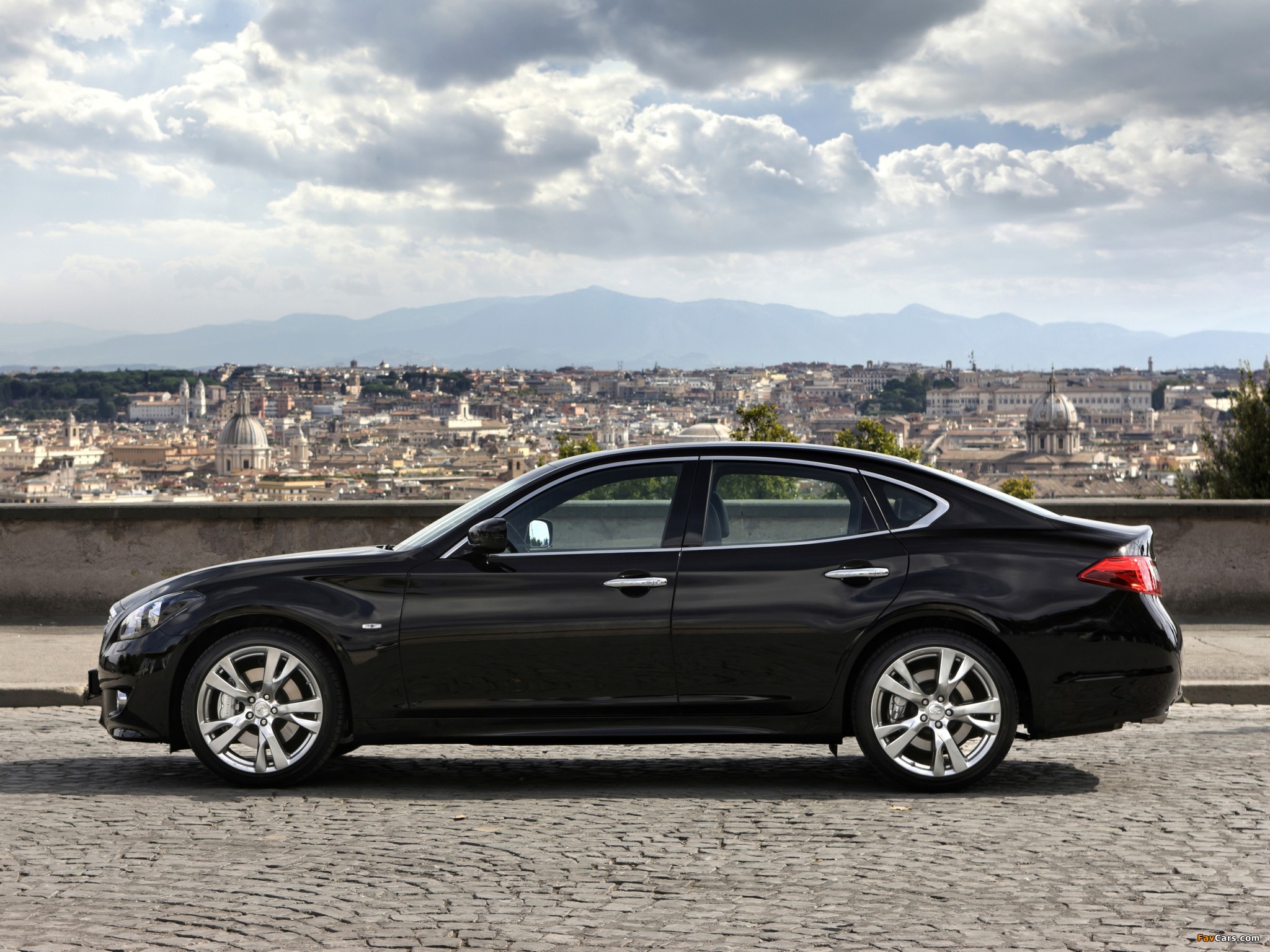 Infiniti M37S EU-spec (Y51) 2010–13 images (2048 x 1536)