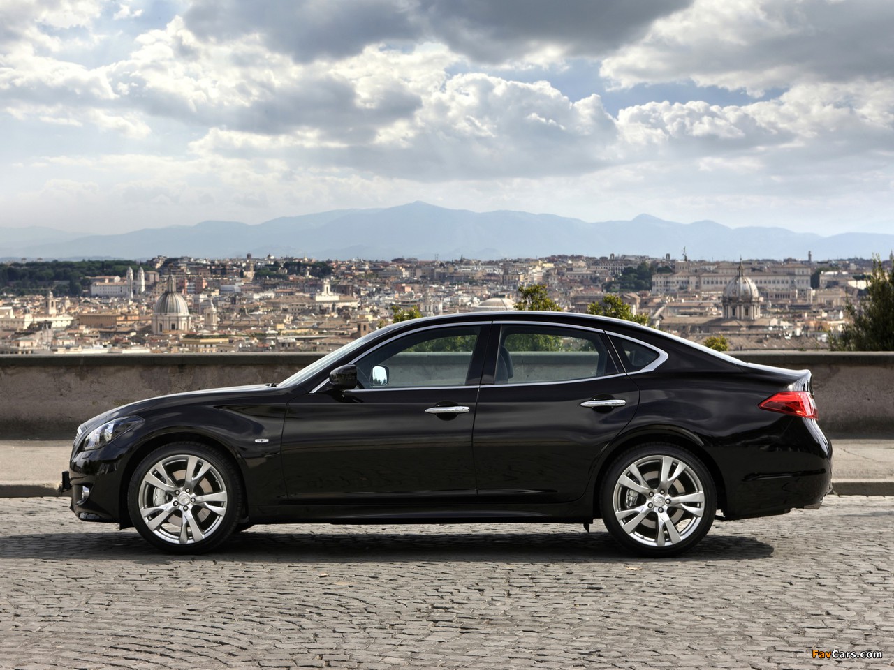 Infiniti M37S EU-spec (Y51) 2010–13 images (1280 x 960)