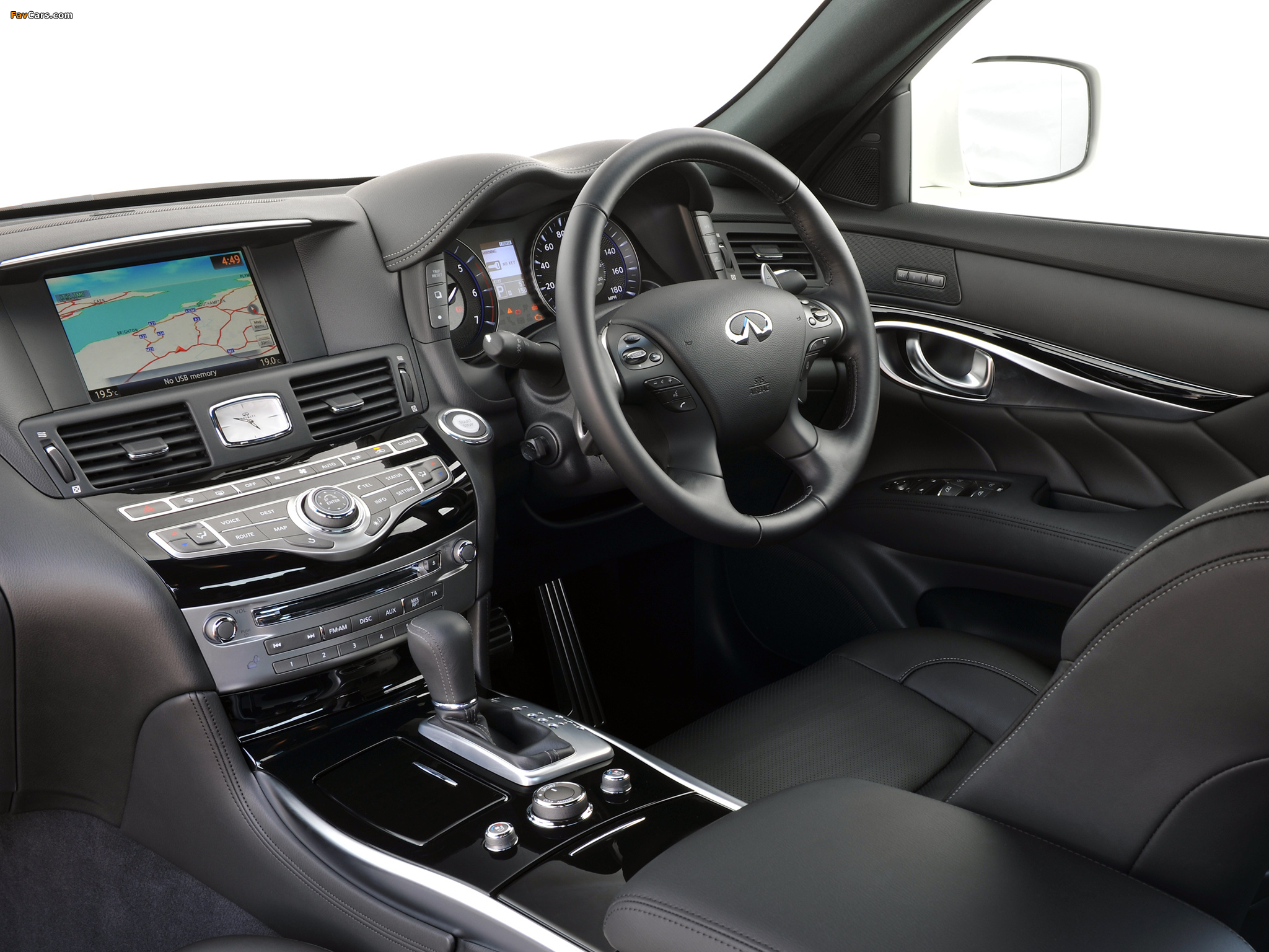 Photos of Infiniti M30dS UK-spec (Y51) 2010–13 (2048 x 1536)