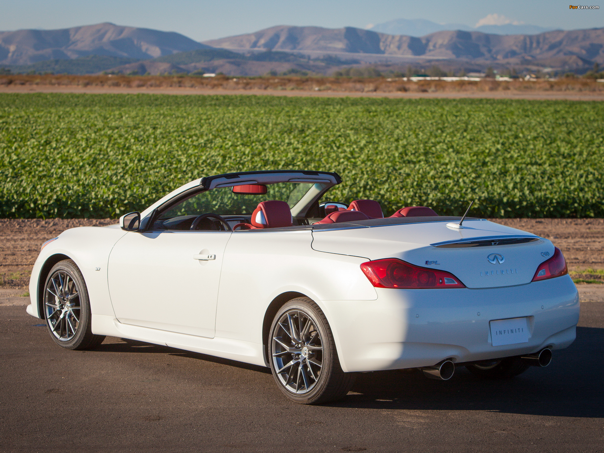 Images of Infiniti Q60 3.7 IPL Convertible (CV36) 2013 (2048 x 1536)