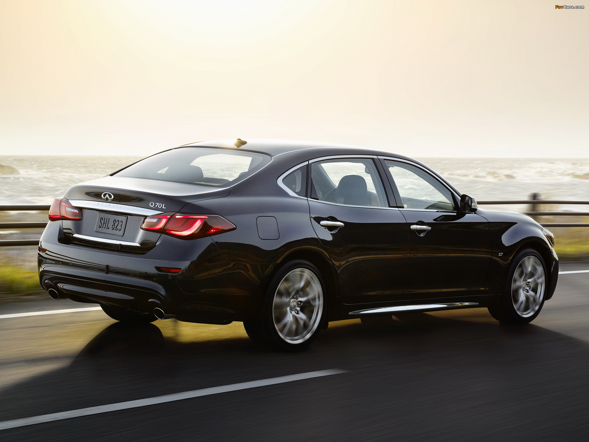 Photos of 2015 Infiniti Q70L 3.7 (Y51) 2014 (2048 x 1536)