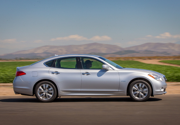 Pictures of Infiniti Q70 Hybrid (Y51) 2013