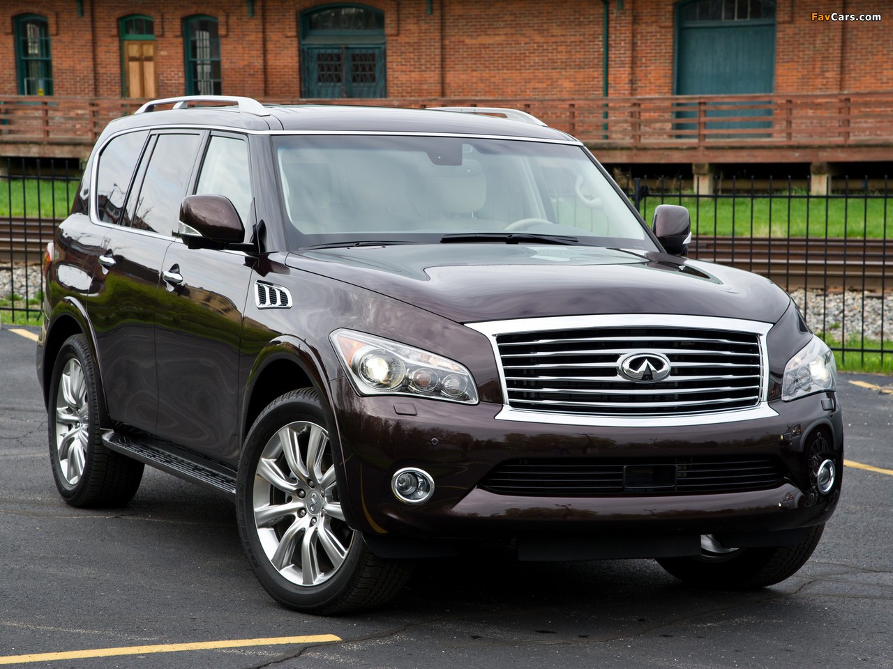 Photos of Infiniti QX56 (Z62) 2010–13 (1280 x 960)