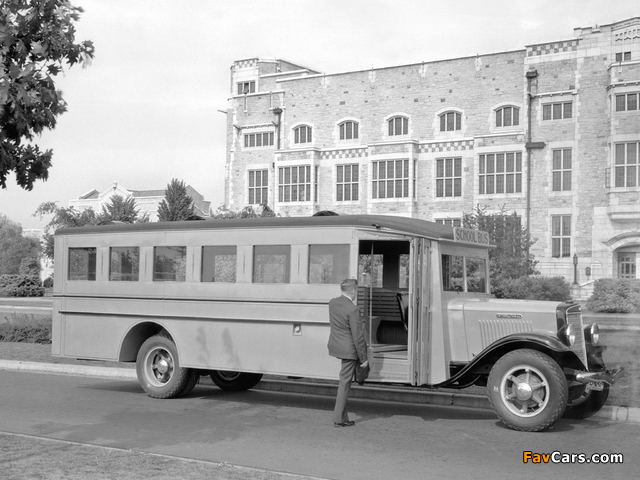 International C-30 School Bus 1935 images (640 x 480)