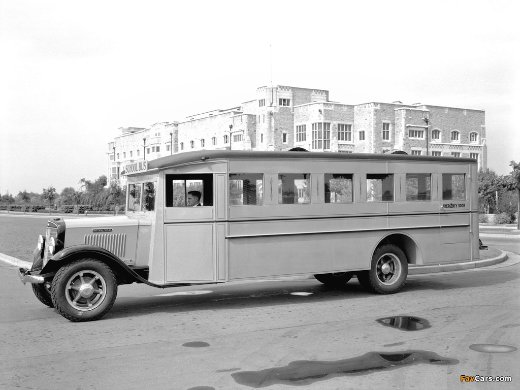 International C-30 School Bus 1935 wallpapers (1024 x 768)