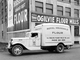 1934–37 International C-30 Refrigerator Truck pictures
