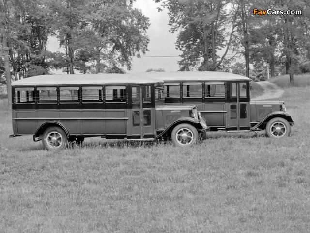 1934–37 International C-30 Bus by Wayne (4230) wallpapers (640 x 480)