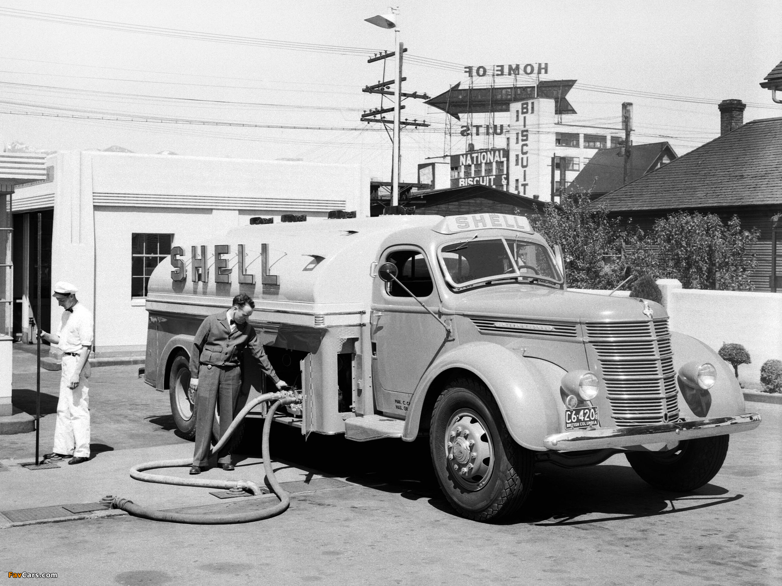 International D30 Tanker 1937–40 images (1600 x 1200)