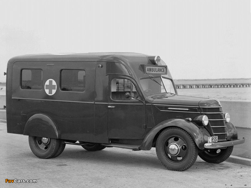 Pictures of International D-15 Ambulance 1941 (800 x 600)