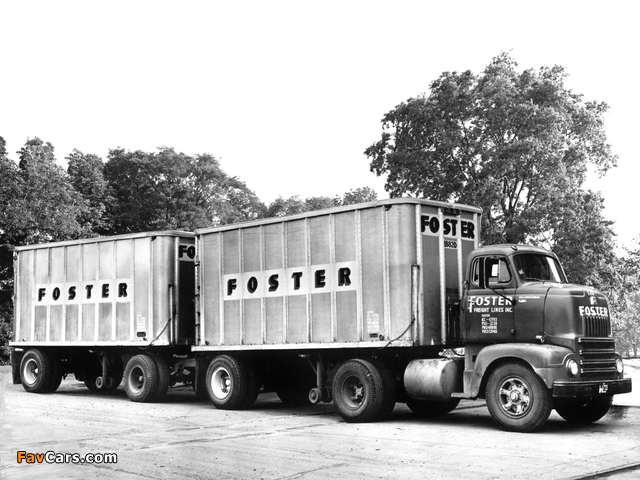 Photos of 1952–53 International R-190 Highbinder Tractor Truck (640 x 480)