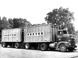 Photos of 1952–53 International R-190 Highbinder Tractor Truck