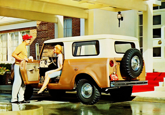 Photos of International Scout Champagne Series 1964