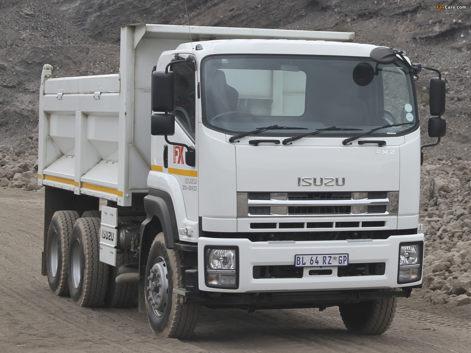 Isuzu FXZ 26-360 Tipper 2010 wallpapers (1600 x 1200)