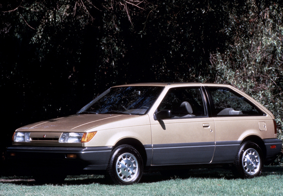 Photos of Isuzu I-Mark 3-door Hatchback (JT150) 1987–88