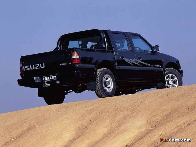 Isuzu KB 4x4 Double Cab 1993–2002 wallpapers (640 x 480)