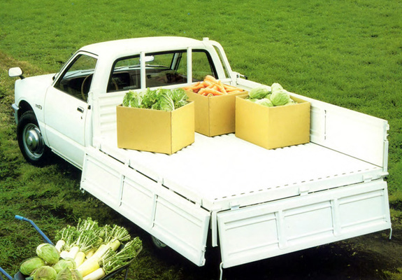 Isuzu Pickup Single Cab (KB) 1984–88 images