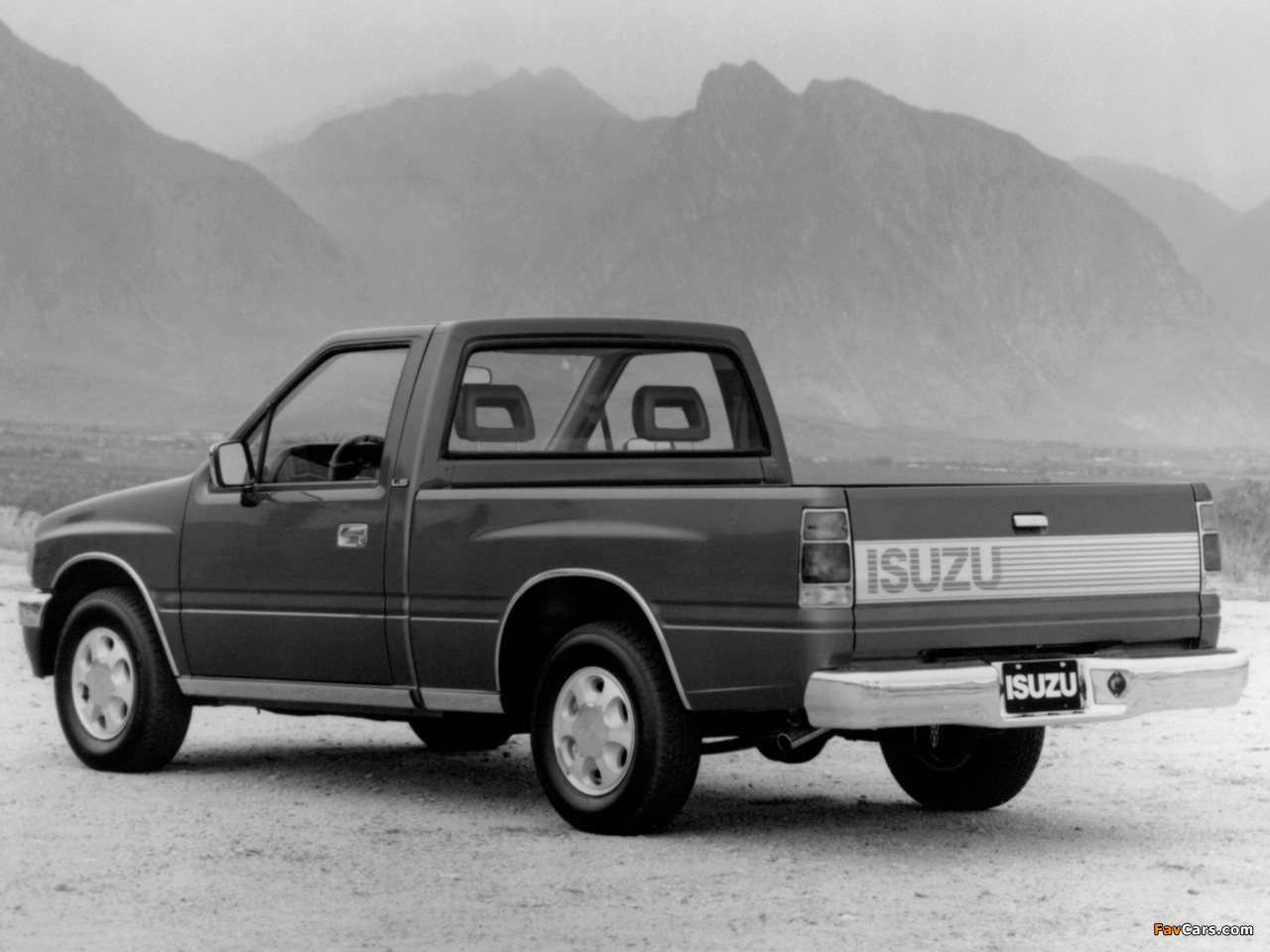 Isuzu Pickup LS 4x2 Standard Bed (TF) 1988–90 images (1280 x 960)