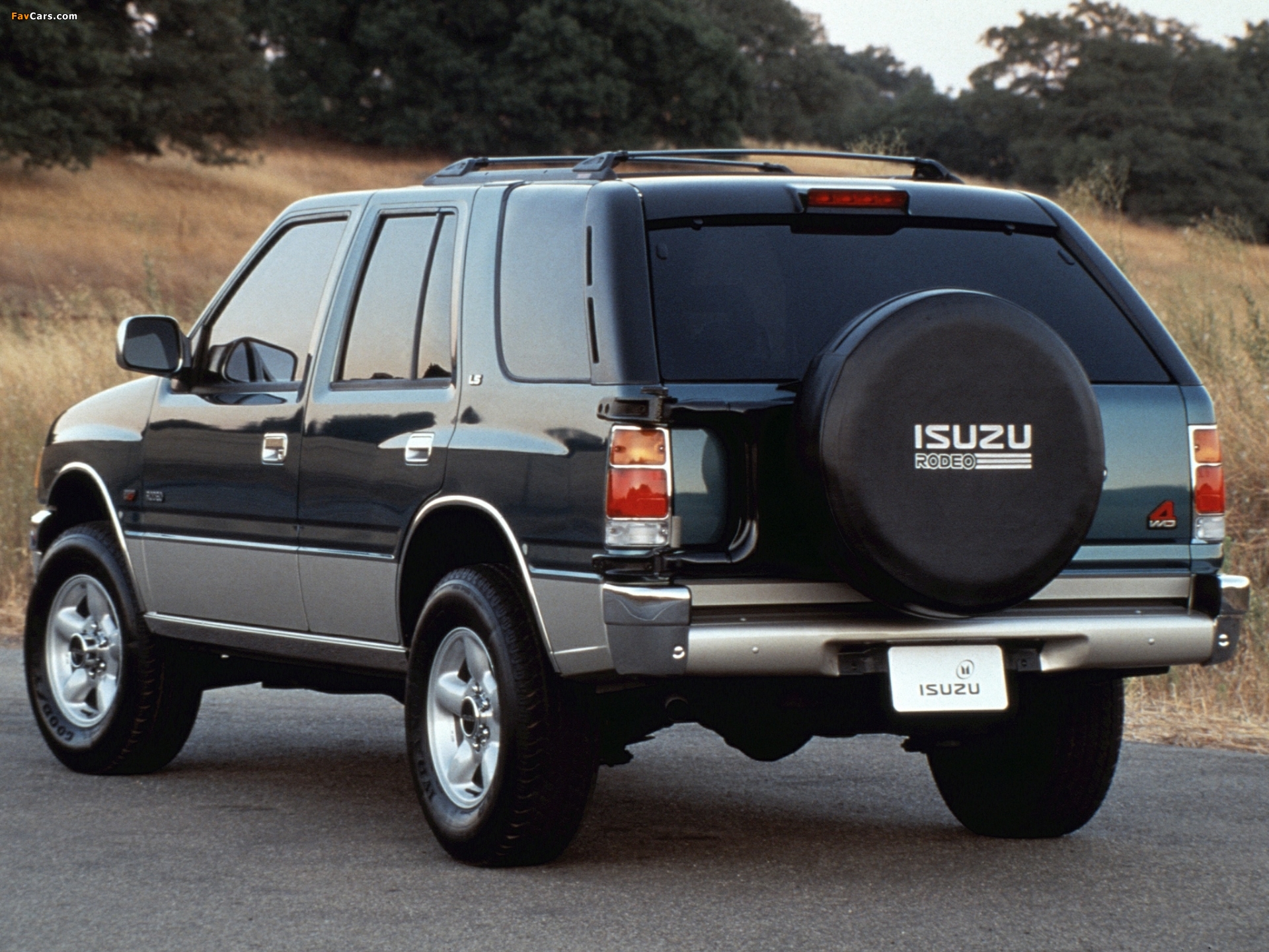 Isuzu Rodeo LS (UC) 1995–97 images (1920 x 1440)