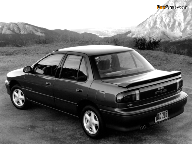 Isuzu Stylus XS (JT151) 1990–93 wallpapers (640 x 480)