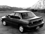 Isuzu Stylus XS (JT151) 1990–93 wallpapers