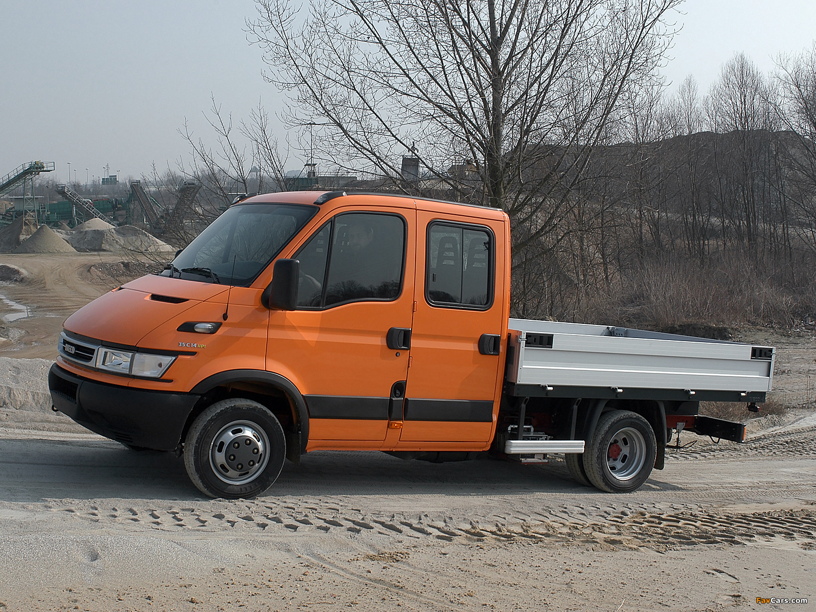 Images of Iveco Daily Crew Cab 2004–06 (1600 x 1200)