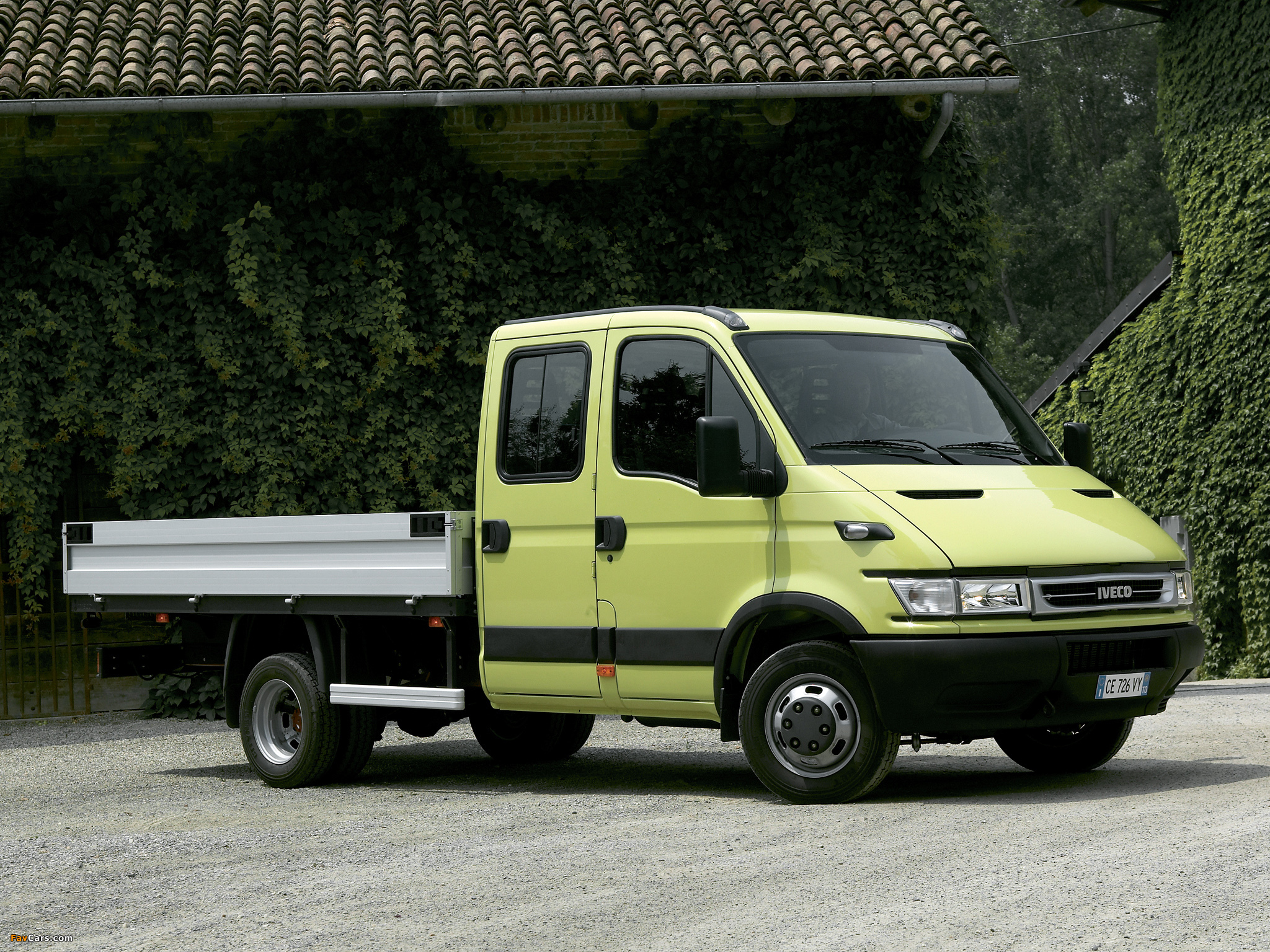 Images of Iveco Daily Crew Cab 2004–06 (2048 x 1536)