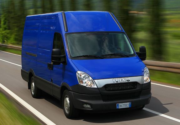 Images of Iveco Daily Van Natural Power 2011–14