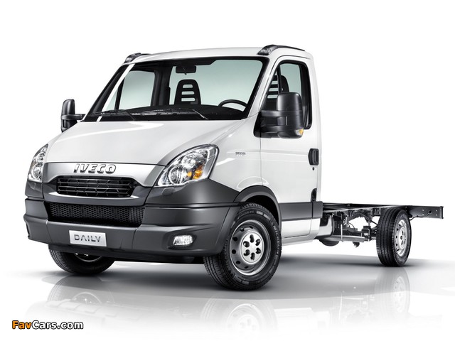 Images of Iveco Daily Chassis Cab Cutaway 2011–14 (640 x 480)
