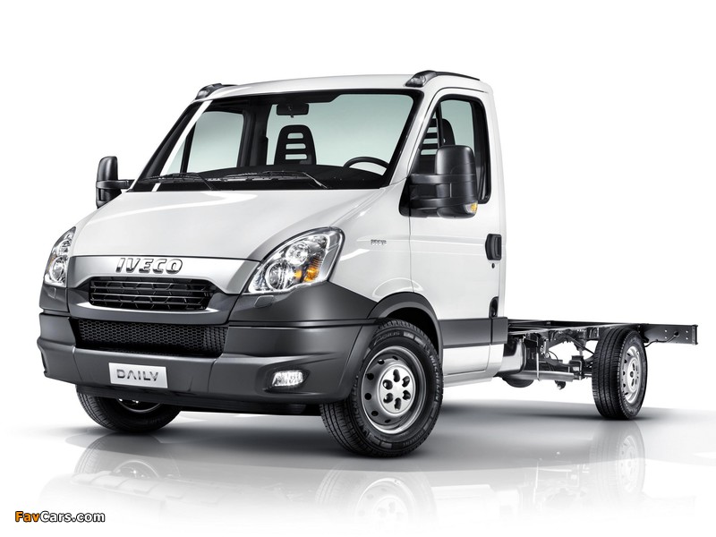 Images of Iveco Daily Chassis Cab Cutaway 2011–14 (800 x 600)