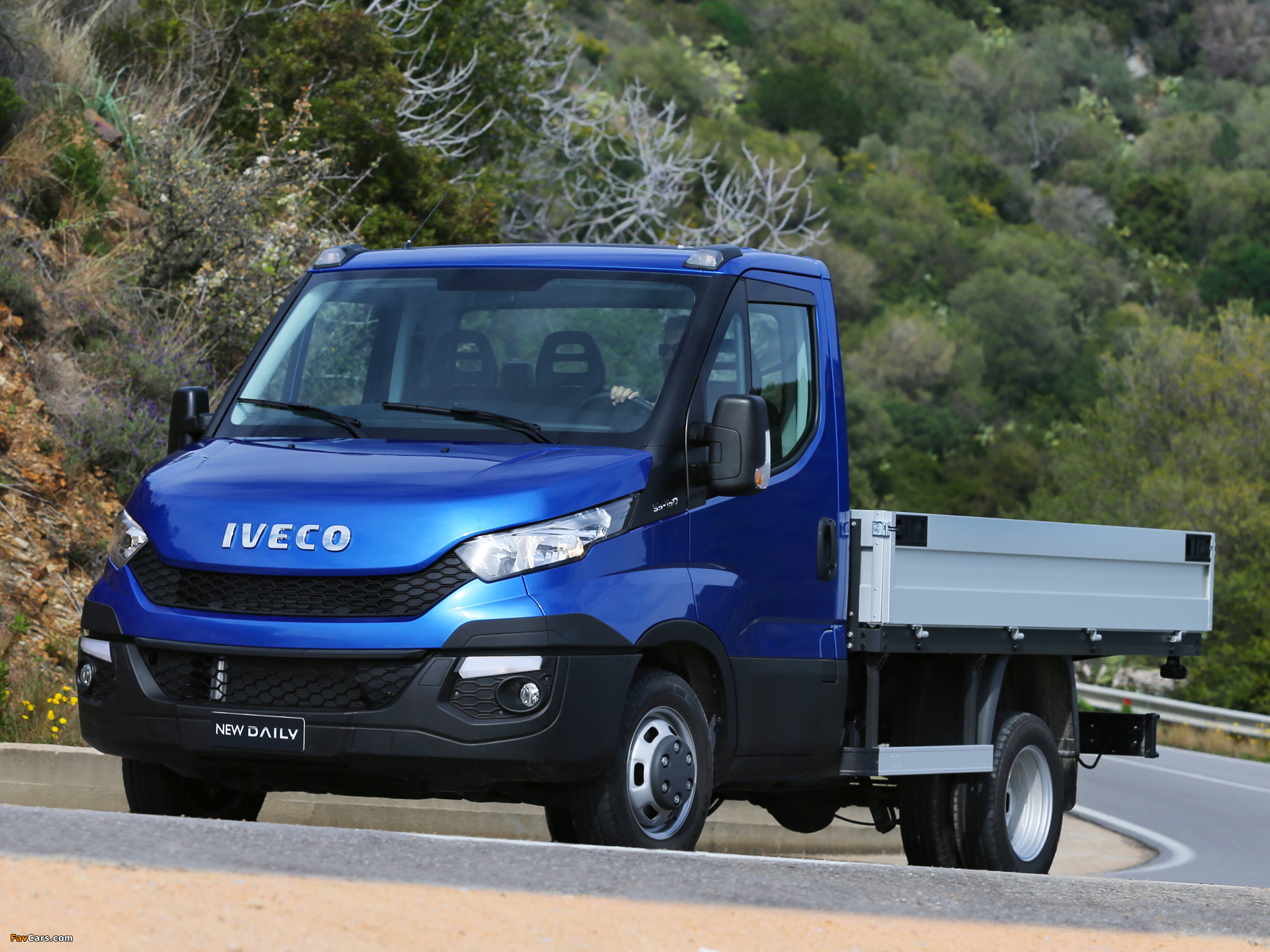 Images of Iveco Daily 35 Chassis Cab 2014 (2048 x 1536)