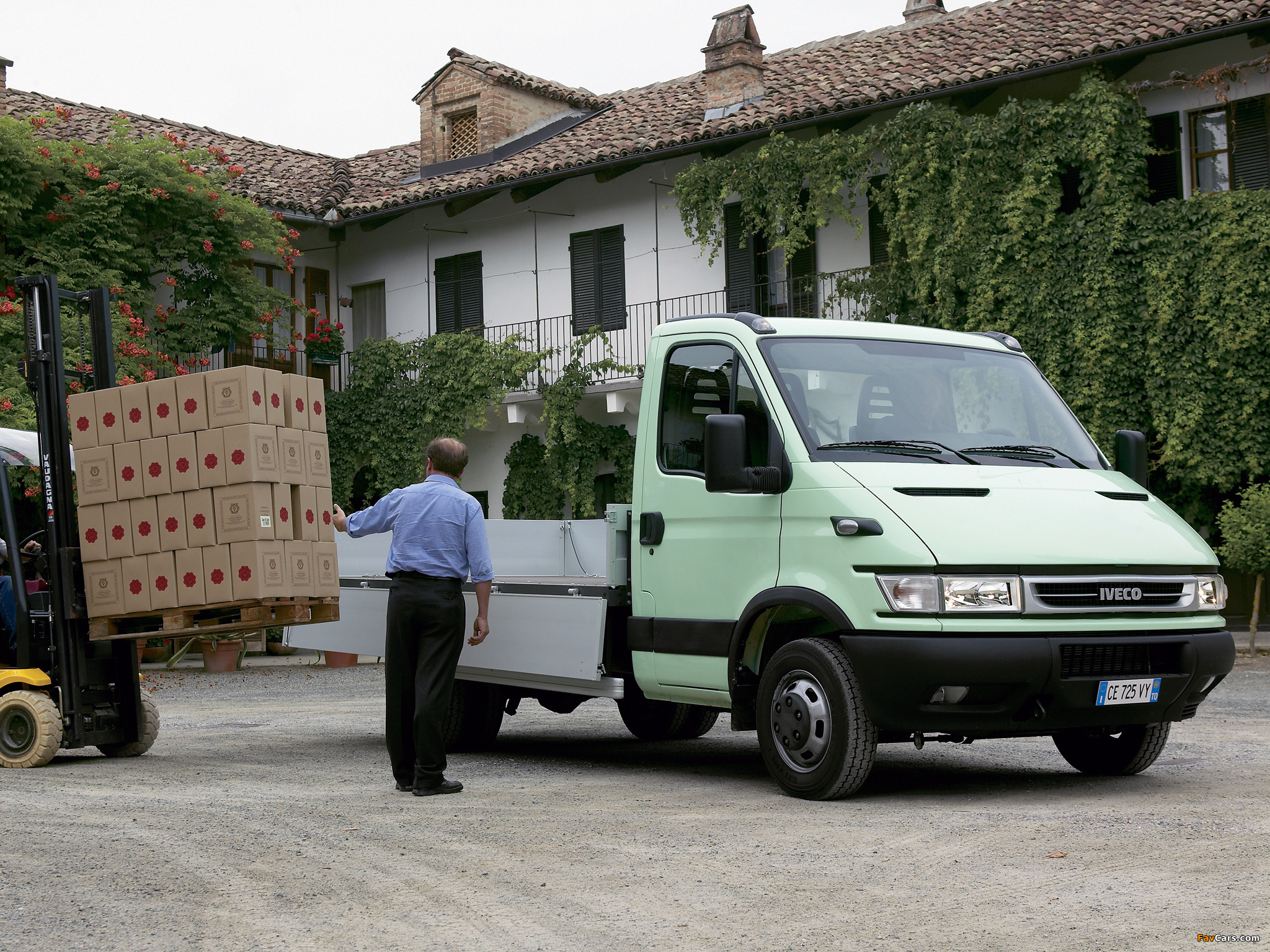 Iveco Daily Chassis Cab 2004–06 photos (2048 x 1536)