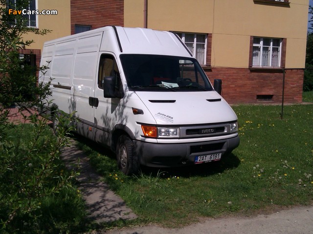 Iveco Daily Maxi Furgon (2004) pictures (640 x 480)