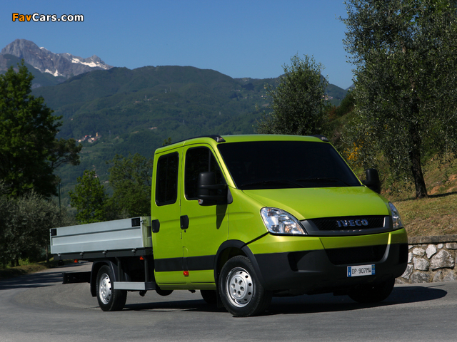 Iveco EcoDaily Crew Cab 2009–11 pictures (640 x 480)