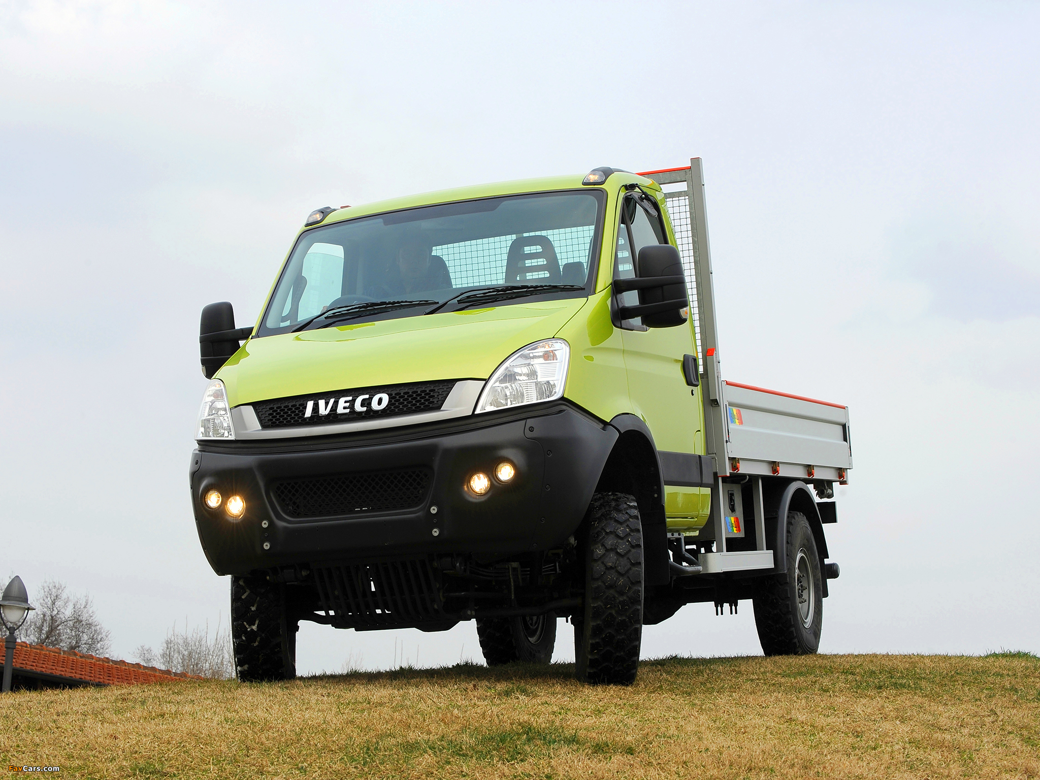 Iveco EcoDaily 4x4 Chassis Cab UK-spec 2009–11 pictures (2048 x 1536)