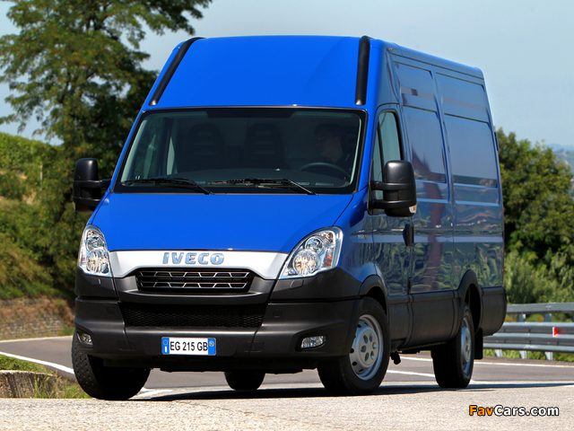 Iveco Daily Van 2011–14 images (640 x 480)
