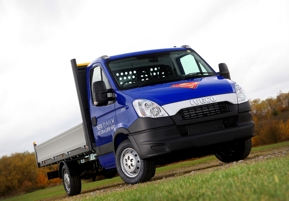 Iveco Daily Chassis Cab UK-spec 2011–14 pictures