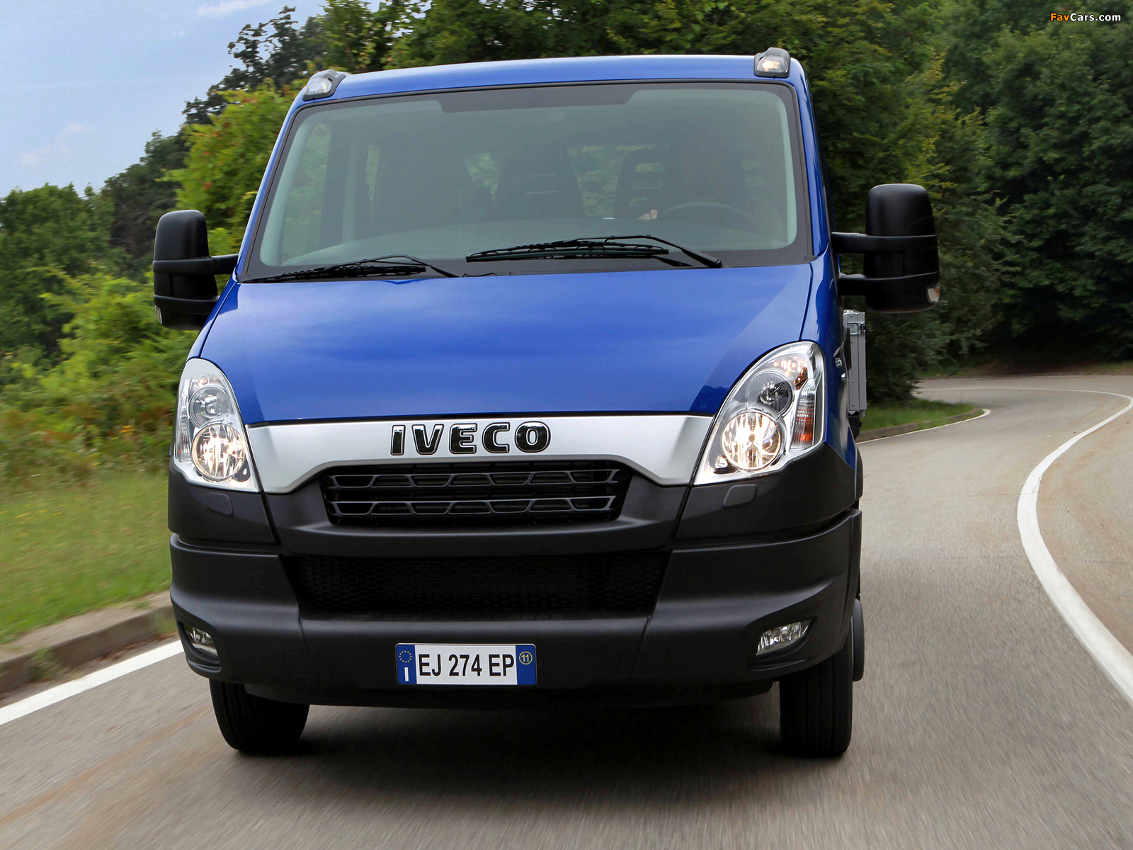 Iveco Daily Chassis Cab 2011–14 wallpapers (1600 x 1200)