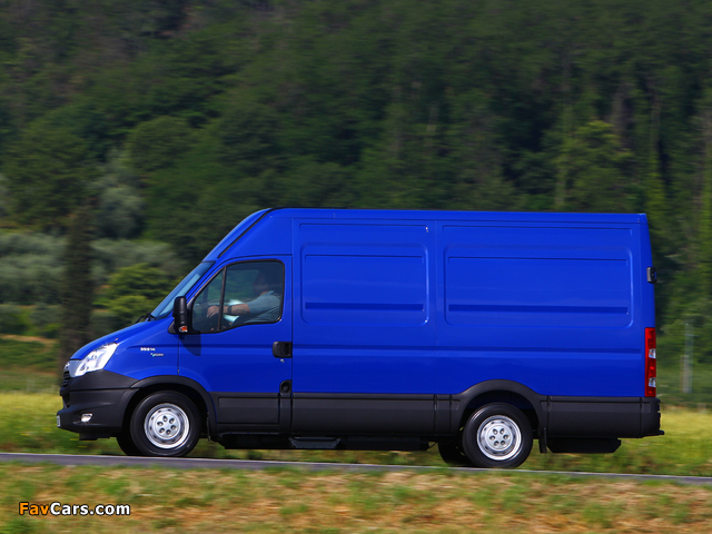 Iveco Daily Van Natural Power 2011–14 wallpapers (640 x 480)