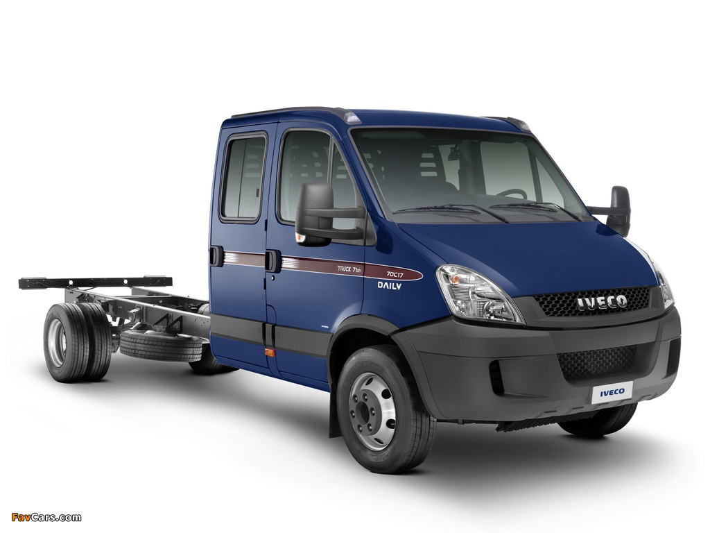 Iveco Daily Crew Cab Chassis BR-spec 2012 photos (1024 x 768)