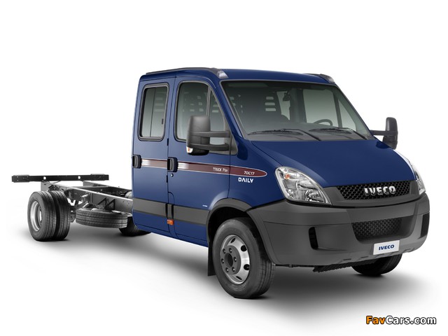 Iveco Daily Crew Cab Chassis BR-spec 2012 photos (640 x 480)