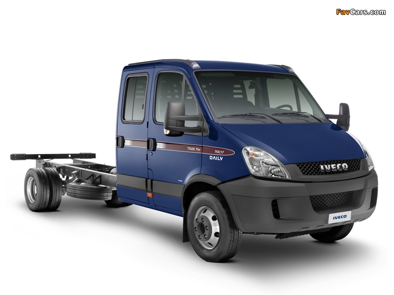 Iveco Daily Crew Cab Chassis BR-spec 2012 photos (800 x 600)