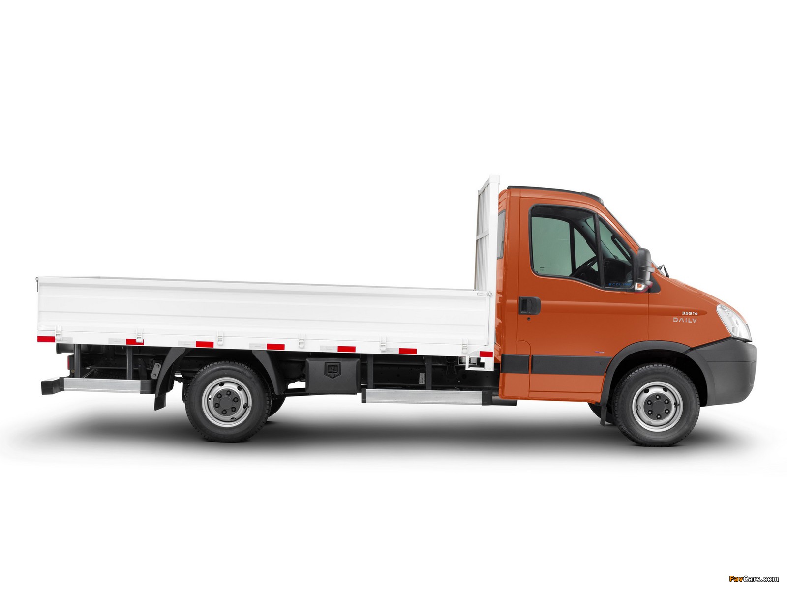 Iveco Daily Chassis BR-spec 2012 wallpapers (1600 x 1200)