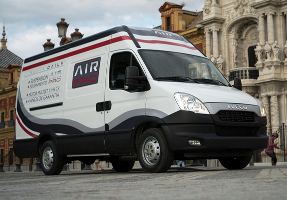 Iveco Daily Air Pro 2013–14 images
