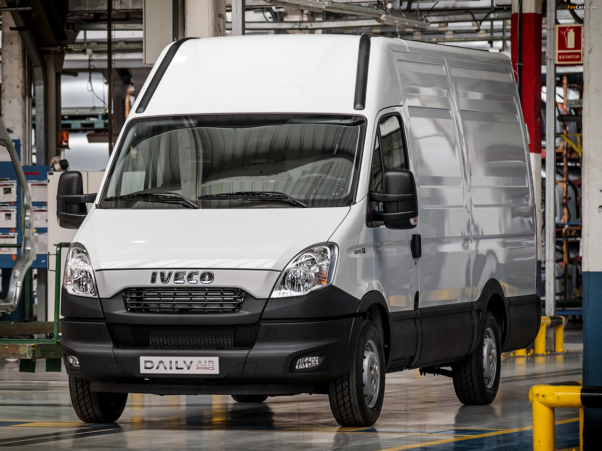 Iveco Daily Air Pro 2013–14 pictures (2048 x 1536)