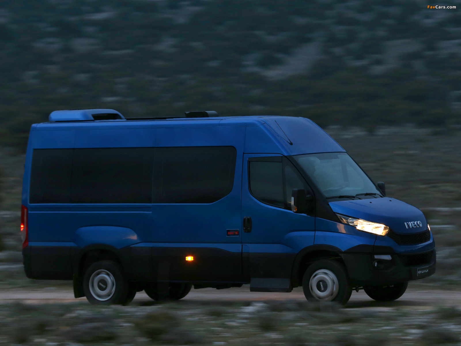 Iveco Daily Minibus 2014 images (1600 x 1200)